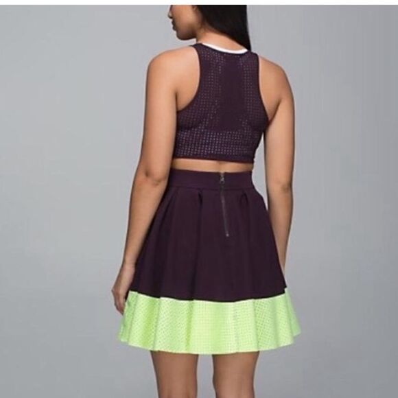 Lululemon Away Dress Black Cherry GUC Hard to Find - Picture 10 of 10